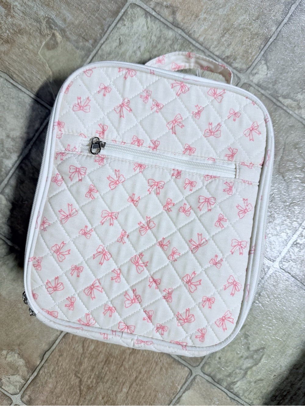 Quilted White and Pink Bow-Print Women’s Carry Bag